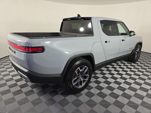 Used 2023 Rivian R1T Launch Edition image 5