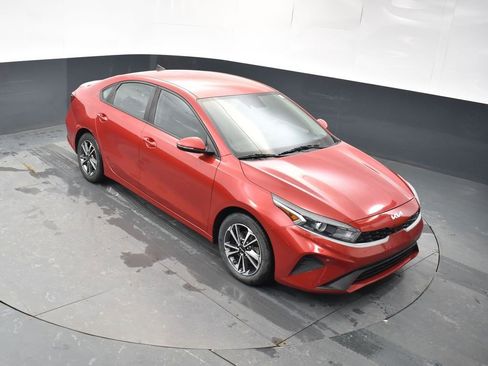 Certified 2023 Kia Forte LXS w/ LXS Technology Package image 33