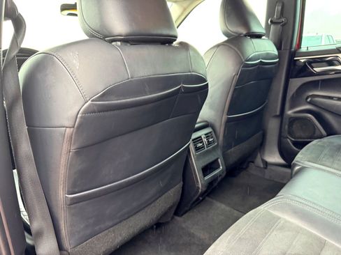 Used 2022 Mitsubishi Outlander SE image 18