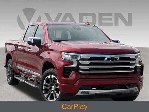 Used 2026 Chevrolet Silverado 1500 High Country w/ Z71 Off-Road Package AWD/4WD image 3