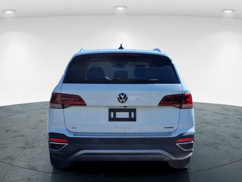 Used 2023 Volkswagen Taos SE image 5