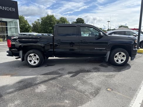 Used 2017 Chevrolet Silverado 1500 LT w/ All Star Edition AWD/4WD image 2