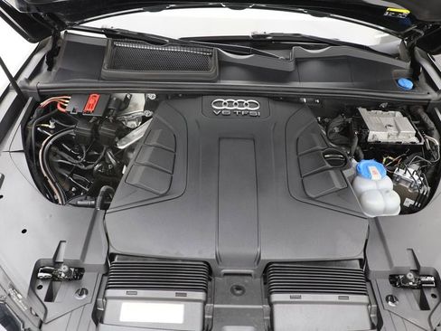 Used 2017 Audi Q7 3.0T Prestige w/ Prestige Package image 31