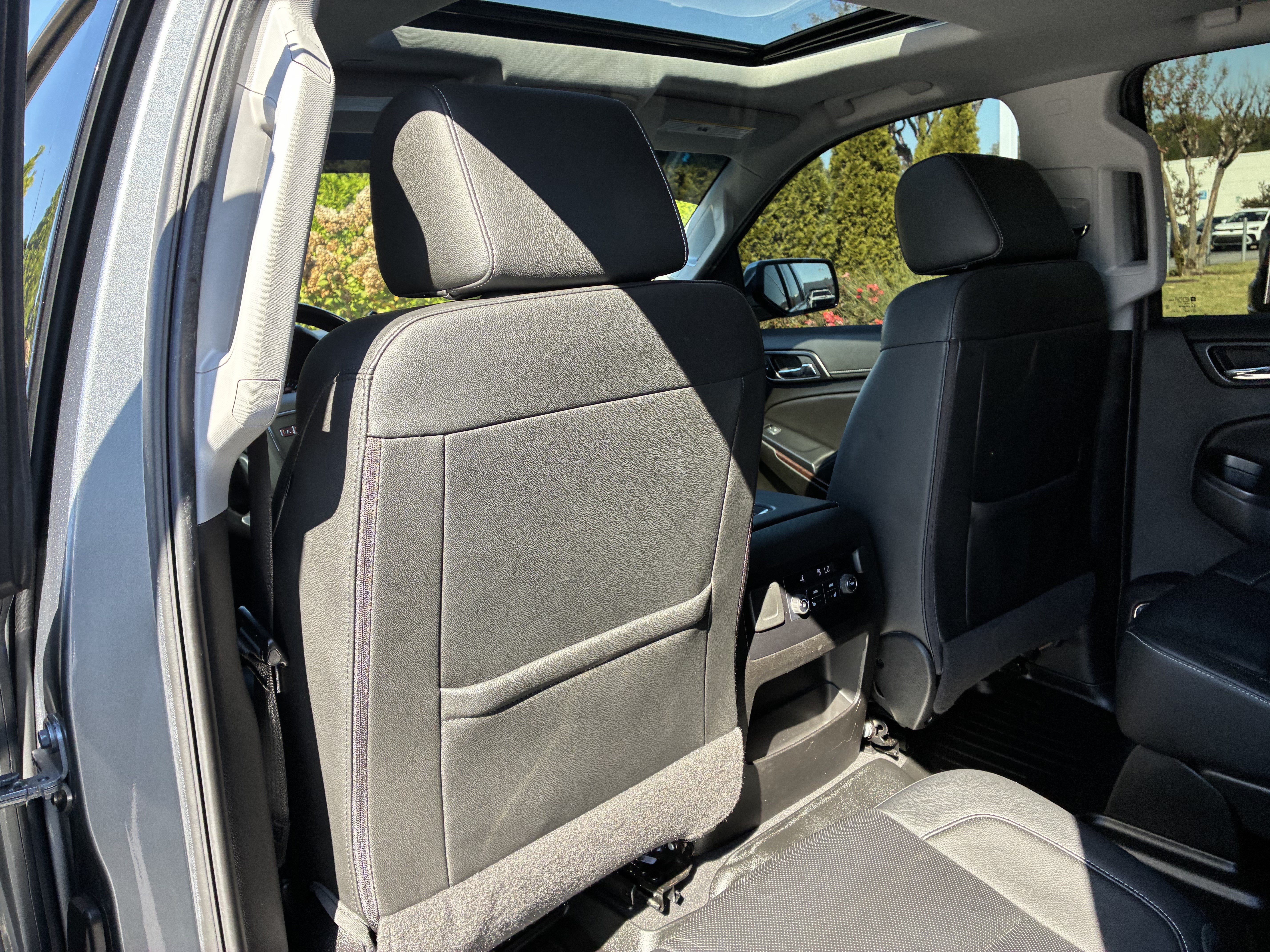 Used 2020 GMC Yukon SLT AWD/4WD image 16