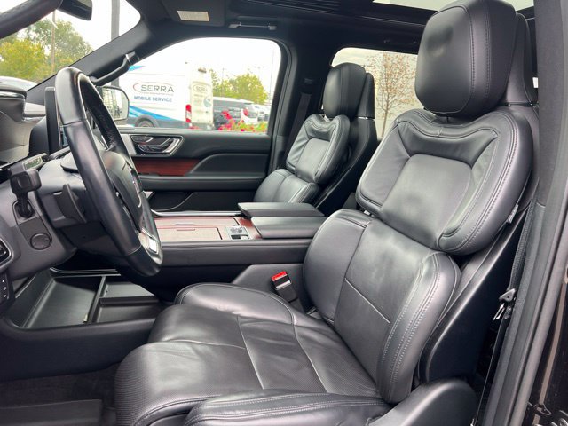 Used 2024 Lincoln Navigator L Reserve AWD/4WD image 27