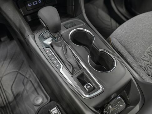 Used 2024 Chevrolet Equinox LT w/ LPO, Floor Liner Package AWD/4WD image 23
