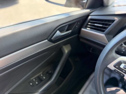 Used 2019 Volkswagen Jetta S FWD image 42