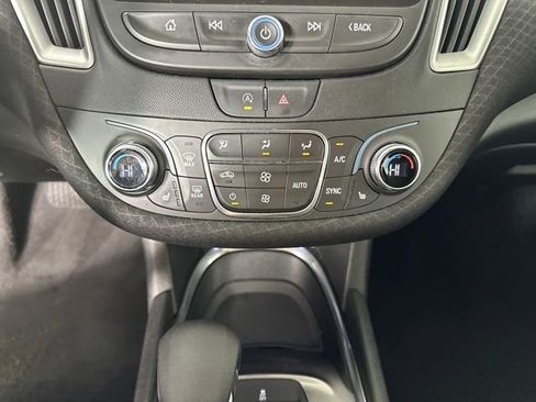 Used 2022 Chevrolet Malibu LT image 23