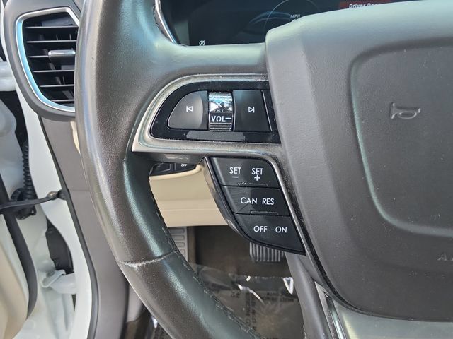 Used 2020 Lincoln Nautilus FWD w/ Equipment Group 101A image 22