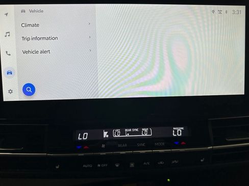 Used 2025 Toyota Sienna XLE w/ XLE Plus Package AWD/4WD image 30