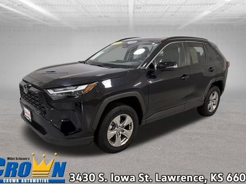 Used 2024 Toyota RAV4 XLE FWD image 1