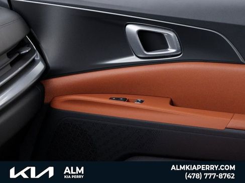 New 2026 Kia Carnival SX w/ SX Dark Edition Package FWD image 25