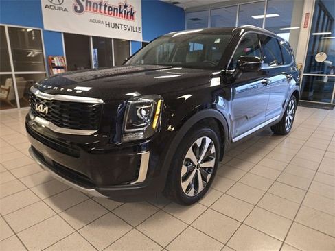 Used 2022 Kia Telluride S image 4