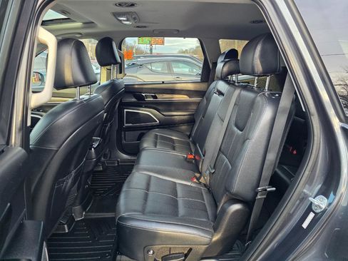 Used 2020 Kia Telluride EX w/ Towing Package image 11
