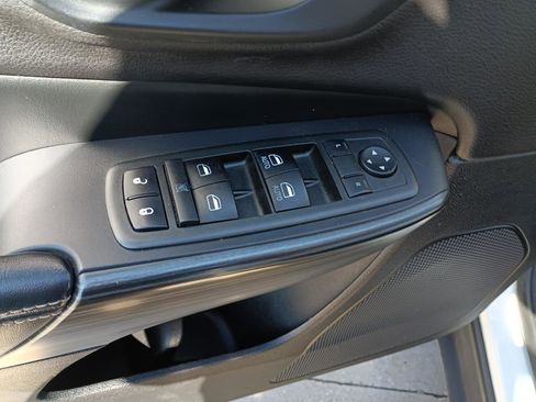 Used 2014 Jeep Cherokee Limited w/ Technology Group image 24