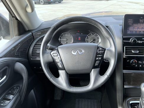 Used 2024 INFINITI QX80 Luxe image 11