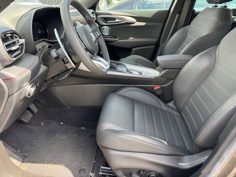 Used 2024 Dodge Hornet R/T Plus image 9