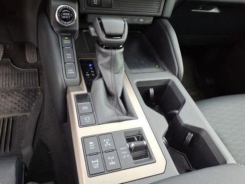 Used 2026 Toyota Land Cruiser w/ Premium Package AWD/4WD image 28