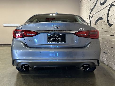 Used 2018 INFINITI Q50 Luxe w/ Essential Package (3.0T Luxe) AWD/4WD image 5