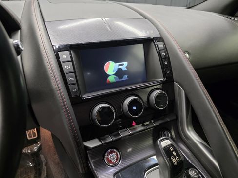 Used 2016 Jaguar F-TYPE R image 24