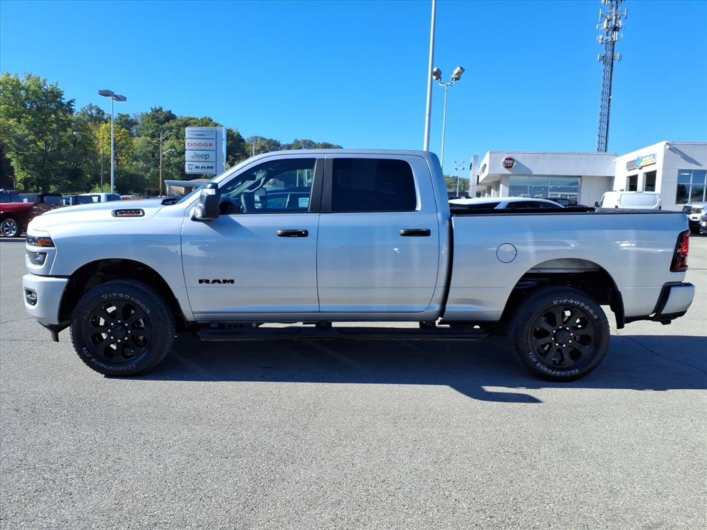 Used 2026 RAM 2500 Big Horn AWD/4WD image 7