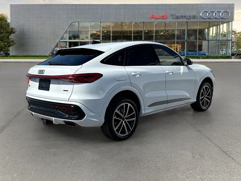New 2026 Audi Q5 Premium Plus AWD/4WD image 3