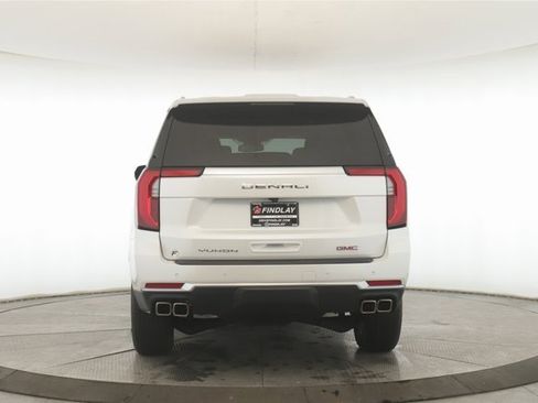 Used 2025 GMC Yukon Denali w/ Sun & Power Step Package image 11