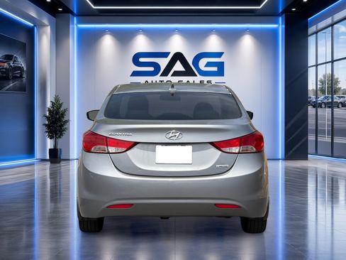 Used 2013 Hyundai Elantra Limited FWD image 9