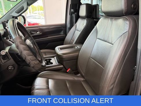 Used 2022 Chevrolet Tahoe RST w/ Luxury Package RWD image 6
