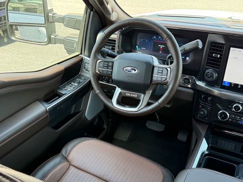 New 2026 Ford F250 King Ranch w/ Chrome Package AWD/4WD image 11