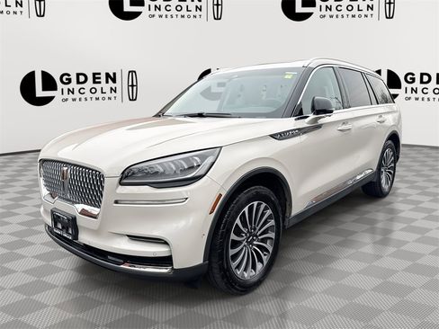 Certified 2023 Lincoln Aviator Reserve w/ Elements Package Plus image 1
