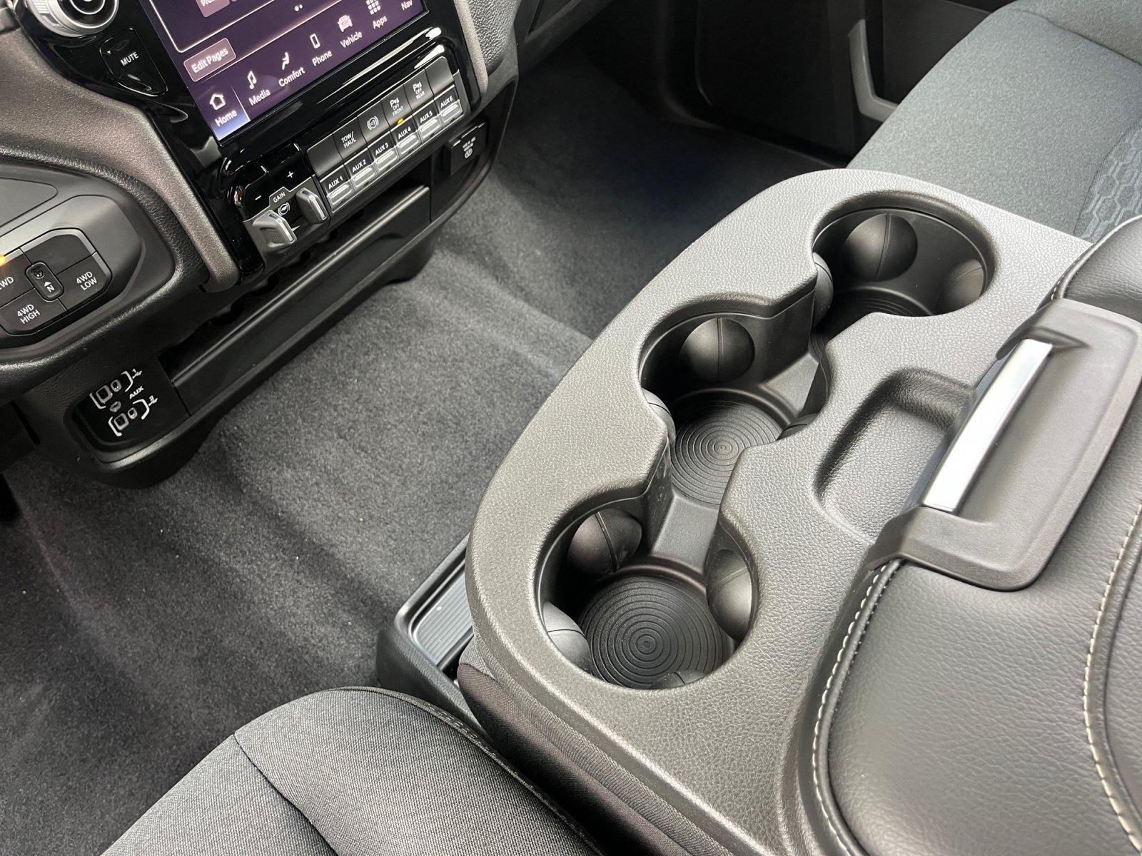New 2026 RAM 2500 Tradesman AWD/4WD image 24