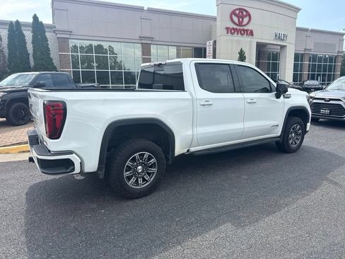 Used 2024 GMC Sierra 1500 AT4 w/ Technology Package AWD/4WD image 2