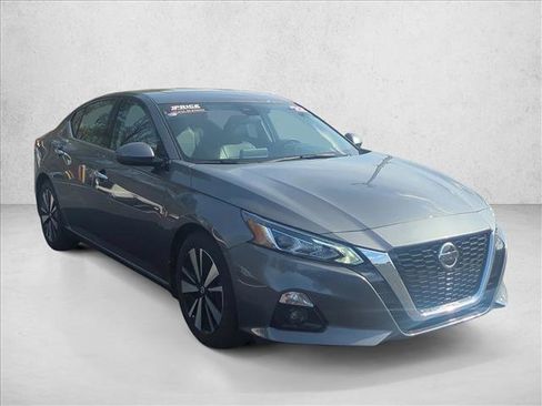 Used 2022 Nissan Altima 2.5 SL image 3