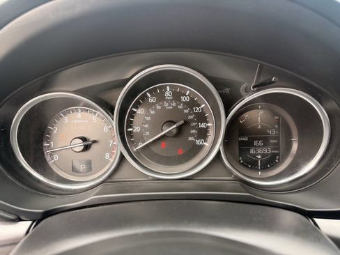 Used 2017 MAZDA CX-5 Touring image 11