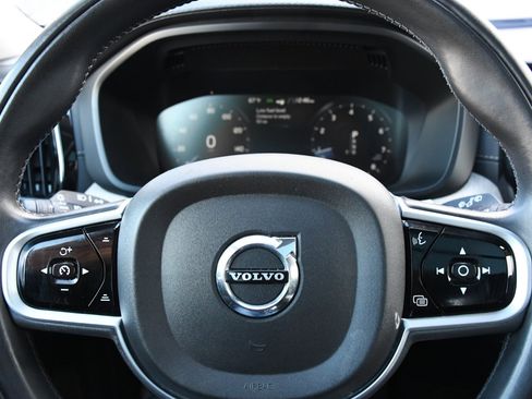 Used 2020 Volvo XC60 T6 Inscription w/ Protection Package Premier image 12