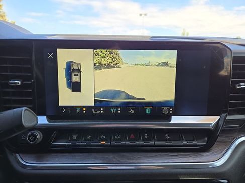 Used 2024 Chevrolet Silverado 2500 LTZ w/ LTZ Plus Package AWD/4WD image 28