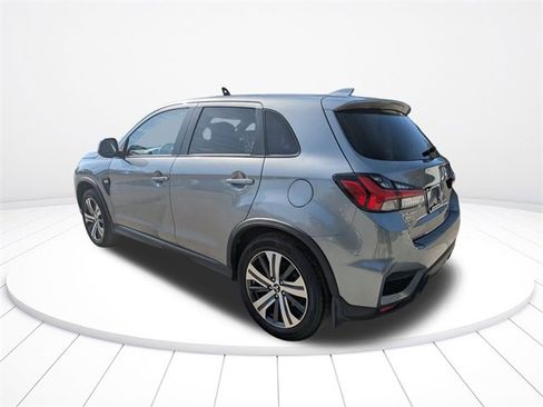 Used 2023 Mitsubishi Outlander Sport ES image 6