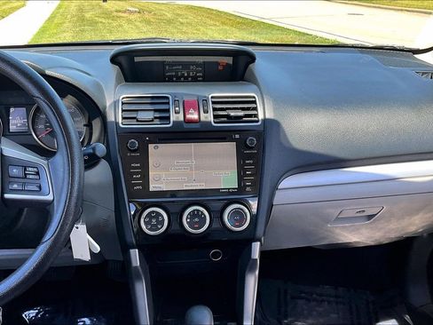 Used 2016 Subaru Forester 2.5i Premium AWD/4WD image 19