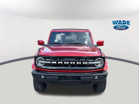 Used 2024 Ford Bronco Outer Banks image 2