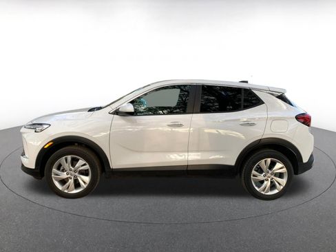 Used 2025 Buick Encore GX Preferred image 4