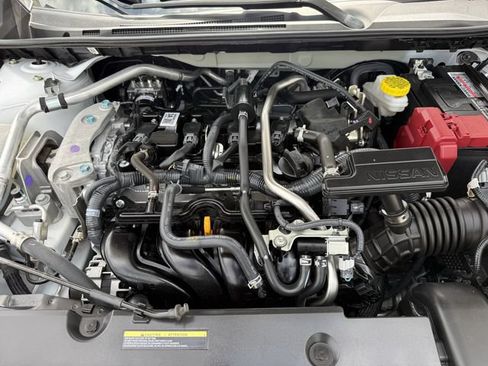 Used 2025 Nissan Sentra SV FWD image 31