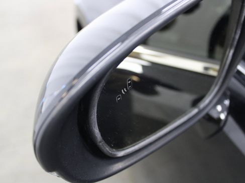 Used 2018 Lexus ES 300h image 9