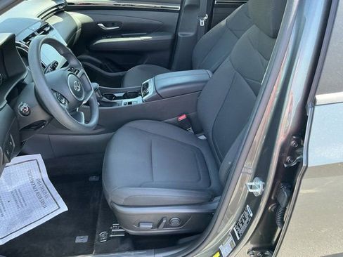 Used 2022 Hyundai Tucson SEL FWD image 13