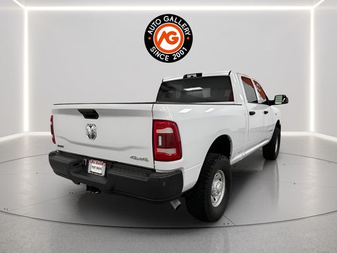Used 2022 RAM 2500 Tradesman w/ Safety Group AWD/4WD image 3