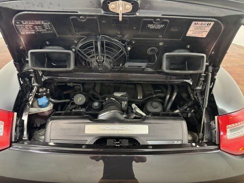 Used 2009 Porsche 911 Carrera image 17