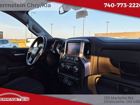Used 2020 GMC Sierra 1500 SLE w/ SLE Value Package image 26