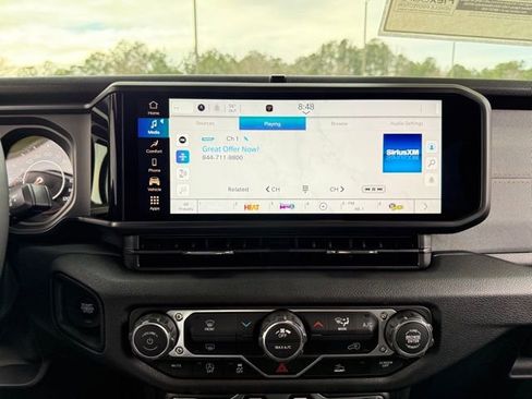New 2026 Jeep Gladiator Sport AWD/4WD image 18