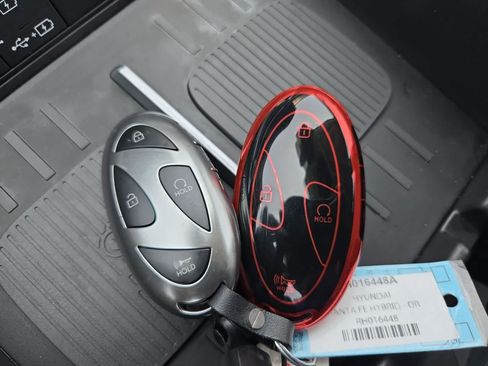 Used 2024 Hyundai Santa Fe Limited FWD image 35