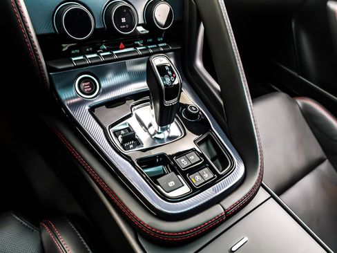 Used 2023 Jaguar F-TYPE R-Dynamic image 7